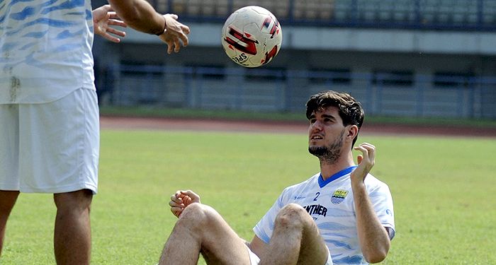 Kata Nick Kuipers setelah Persib Terancam Kehilangan Igbonefo